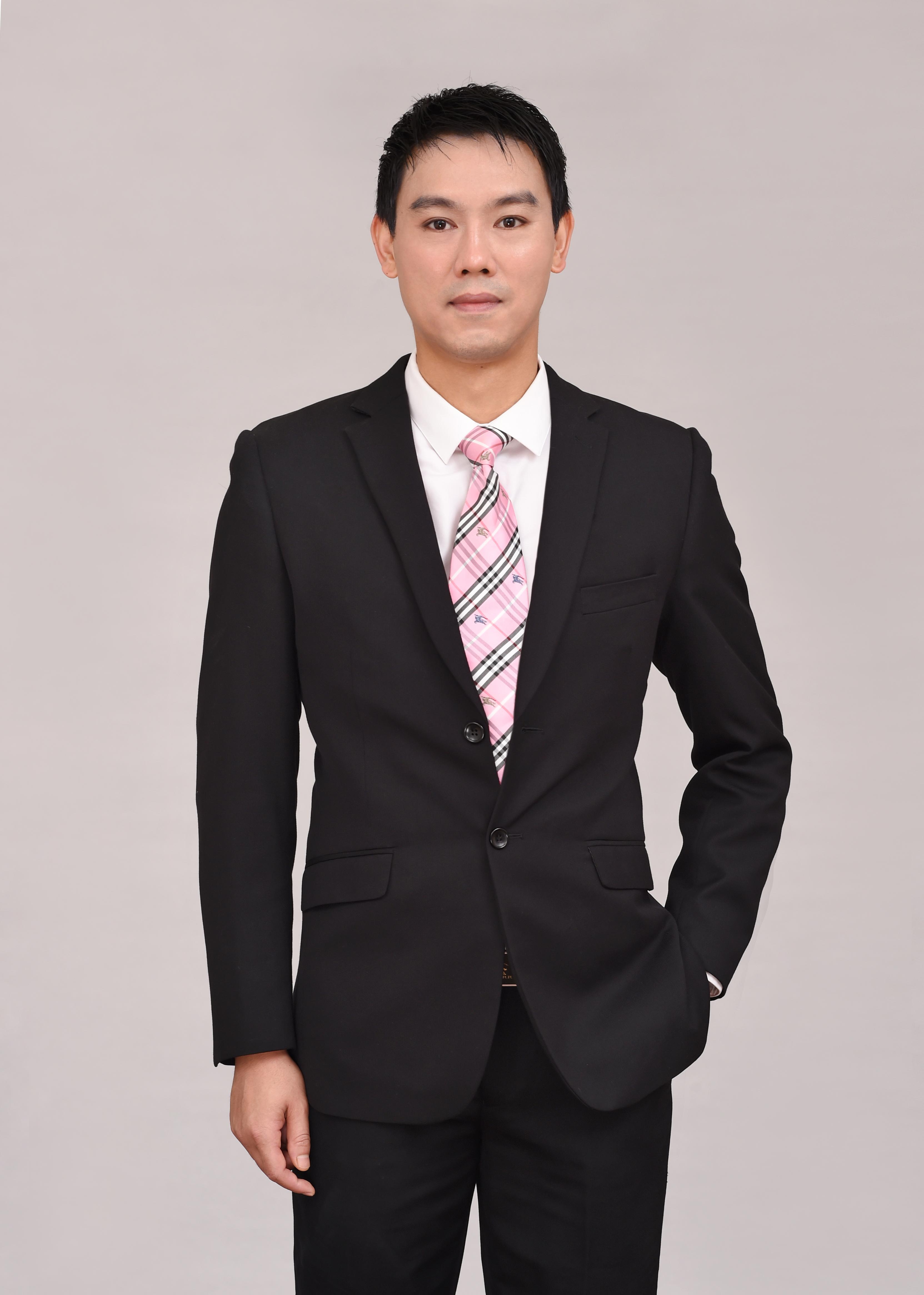 彭瑛 联合创始人 & 首席运营官